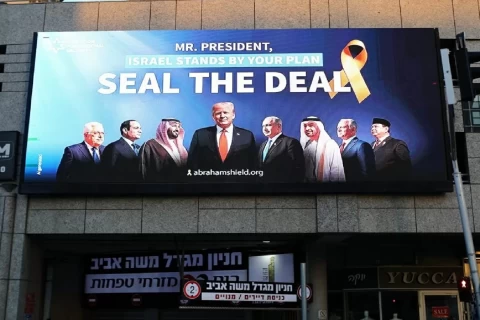 Dari Davos ke Ruang Gelap Diplomasi: Kedekatan Prabowo Israel dan Krisis Transparansi