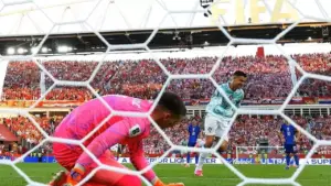 Ramos Menangkan Portugal, Ronaldo Cetak Gol Bersejarah di Babak Gugur Piala Dunia