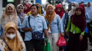 Ekonom Peringatkan Gelombang PHK Berisiko Perlambat Pertumbuhan Ekonomi