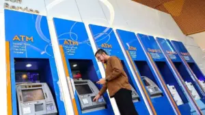 Saham BBRI Melorot; Analis Pertahankan Rekomendasi Buy Dengan Target Rp4.010